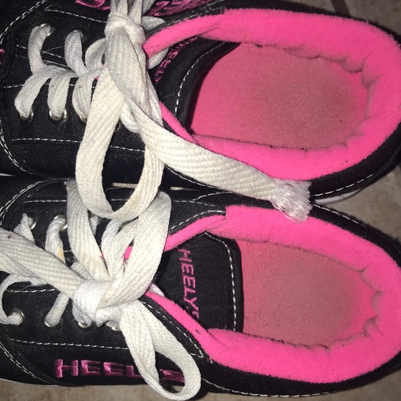 Heelys For Kids - Picture 5 of 11
